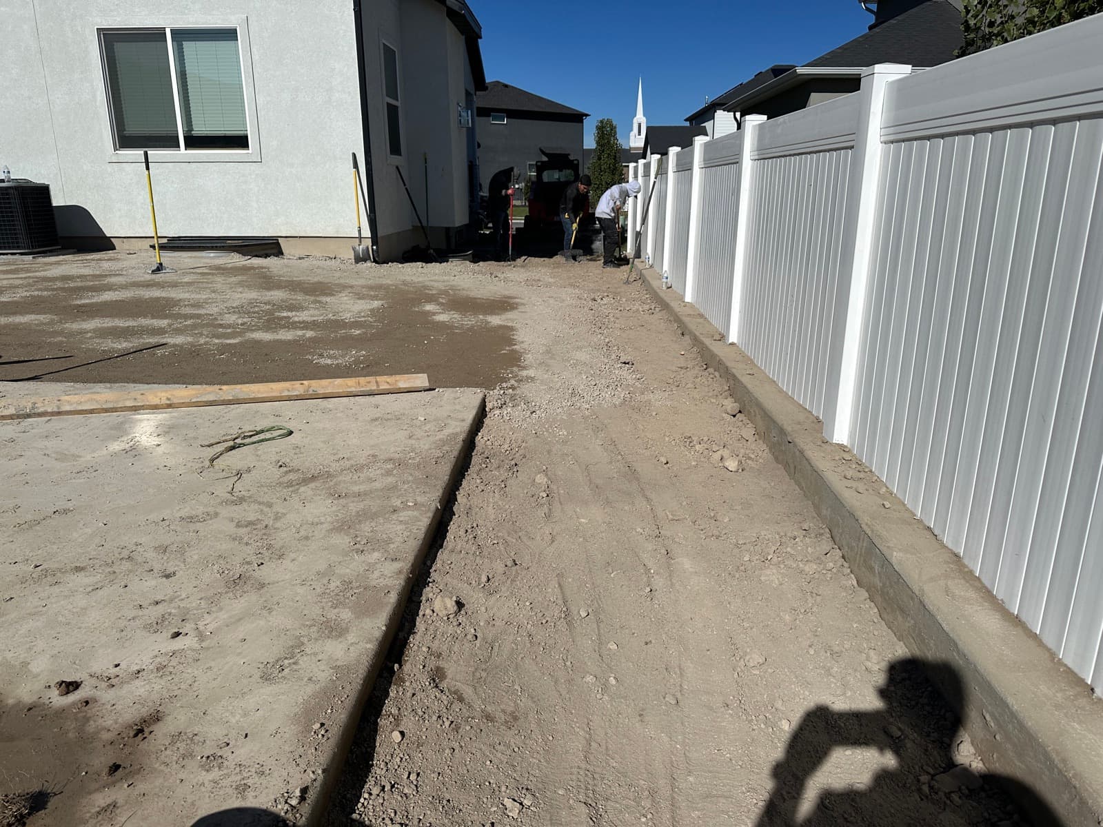 Backyard Turf & Paver Patio, before
